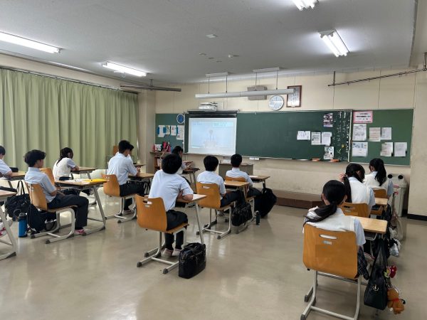 １学期終業式が行われました