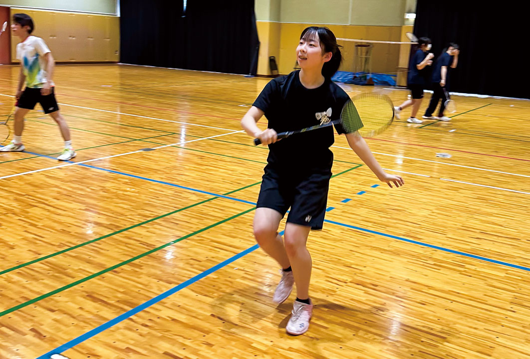 女子バドミントン部